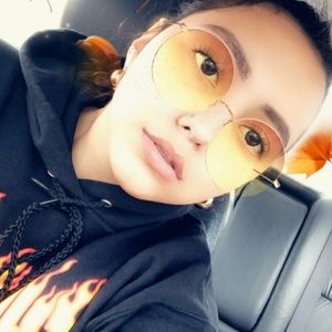 Meet your Posher, Alexa